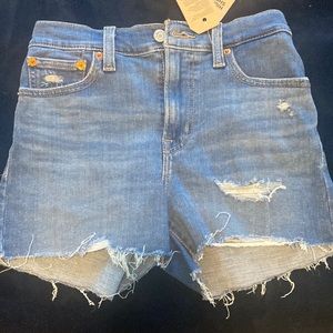 High rise Levi womens shorts